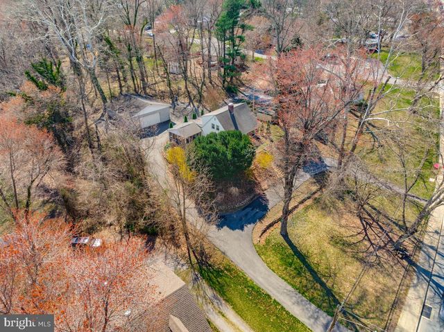 907 CHARLES ST, La Plata, MD 20646