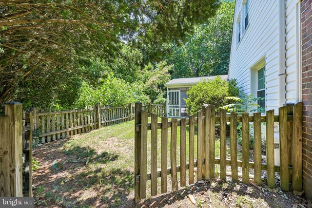 907 CHARLES ST, La Plata, MD 20646