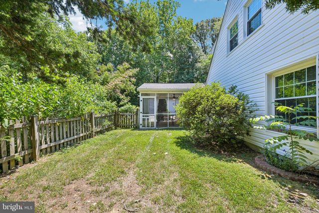 907 CHARLES ST, La Plata, MD 20646