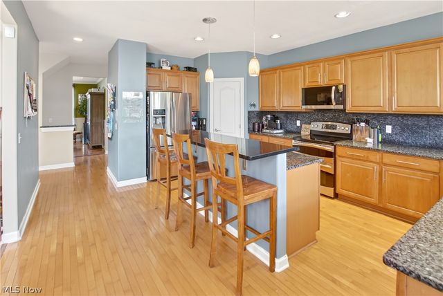 38715 Berkshire Avenue, Avon, OH 44011