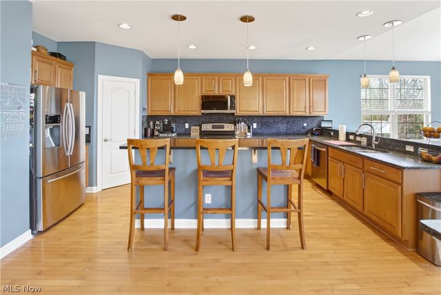 38715 Berkshire Avenue, Avon, OH 44011