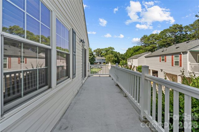 8521 Castle Pine Court, Charlotte, NC 28226