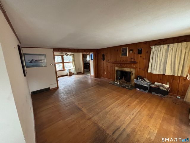 44 Upper State Street, North Haven, CT 06473