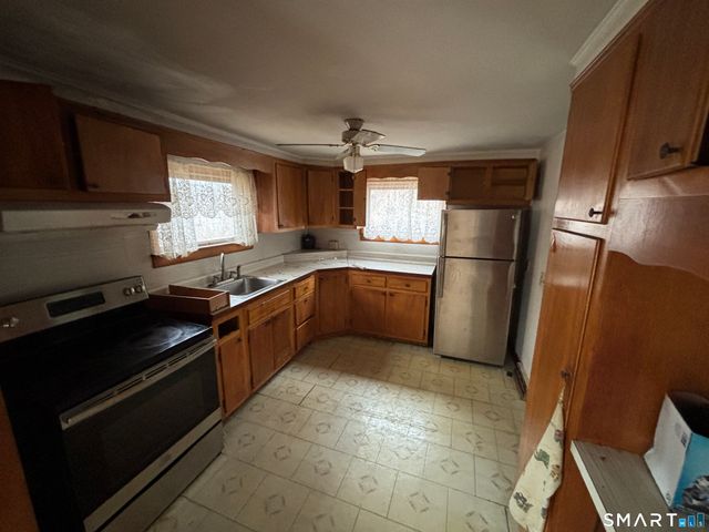 44 Upper State Street, North Haven, CT 06473