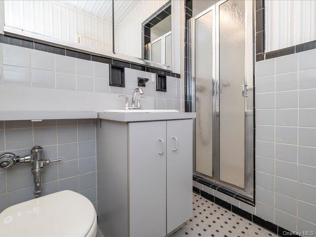 280 Atlantic Avenue 316, East Rockaway, NY 11518