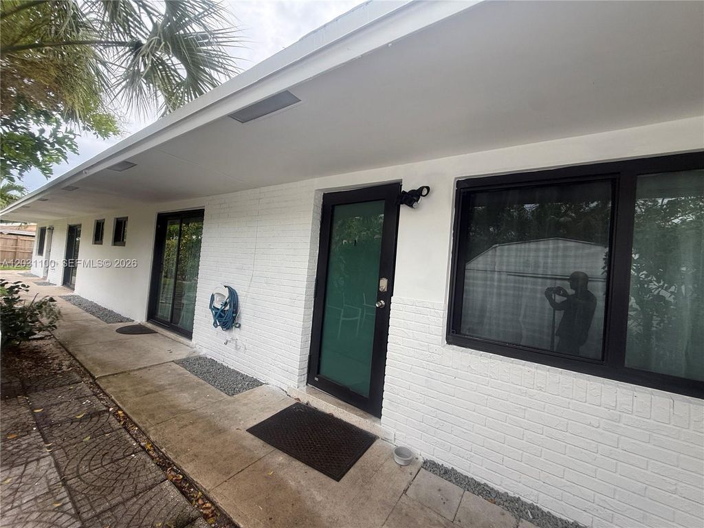 1700 SW 20th Street A, Fort Lauderdale, FL 33315