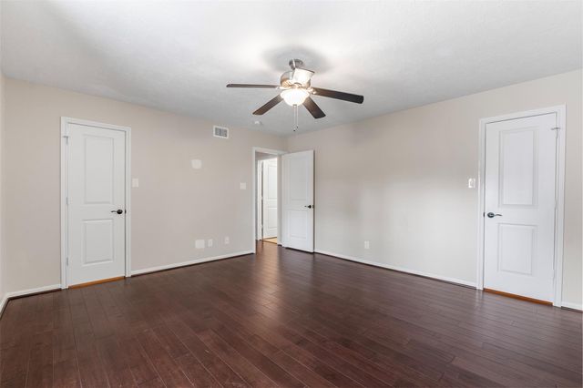 1100 Augusta Drive 88, Houston, TX 77057