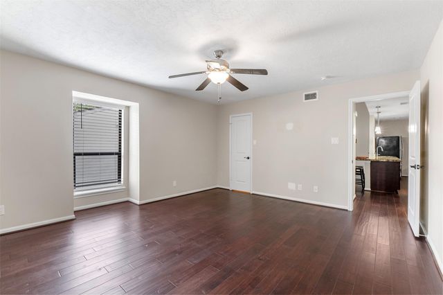 1100 Augusta Drive 88, Houston, TX 77057