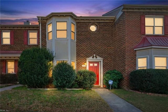 717 Creekside CRES, Chesapeake, VA 23320