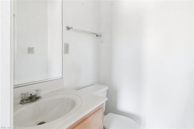 717 Creekside CRES, Chesapeake, VA 23320