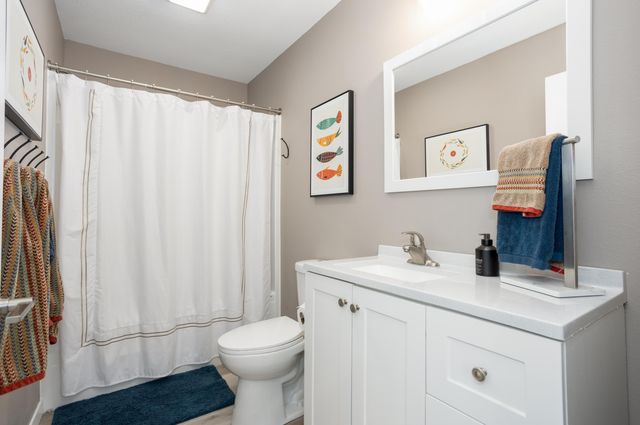 106 Cave Creek Lane, Lampe, MO 65681