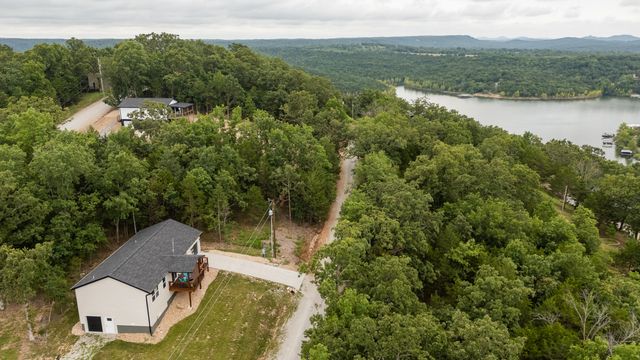106 Cave Creek Lane, Lampe, MO 65681