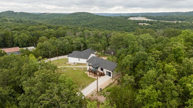 106 Cave Creek Lane, Lampe, MO 65681
