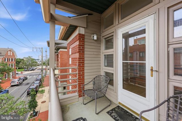 114 BAINBRIDGE ST, Philadelphia, PA 19147