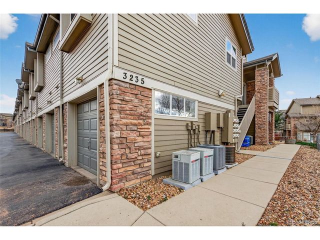 3235 S Walden Ct C, Aurora, CO 80013