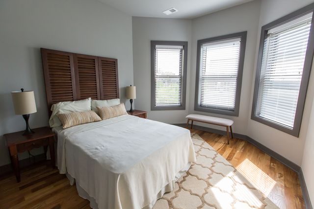 2850 N Seminary Avenue 3, Chicago, IL 60657