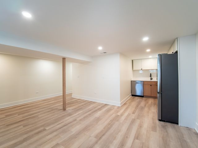 2753 W Chicago Avenue, Chicago, IL 60622