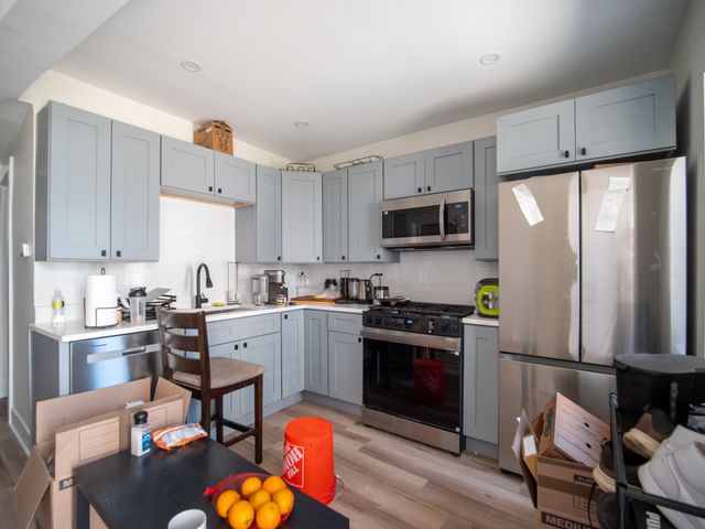 2753 W Chicago Avenue, Chicago, IL 60622
