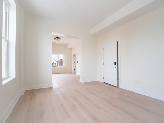 2753 W Chicago Avenue, Chicago, IL 60622