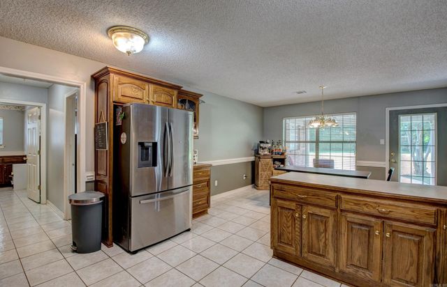 1705 N Lincoln, Cabot, AR 72023