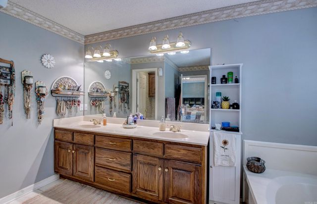 1705 N Lincoln, Cabot, AR 72023
