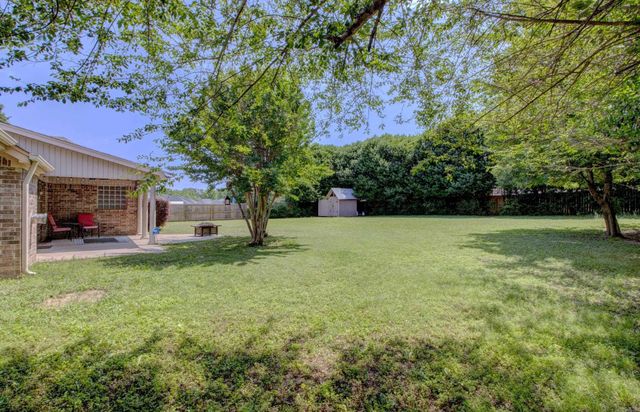 1705 N Lincoln, Cabot, AR 72023