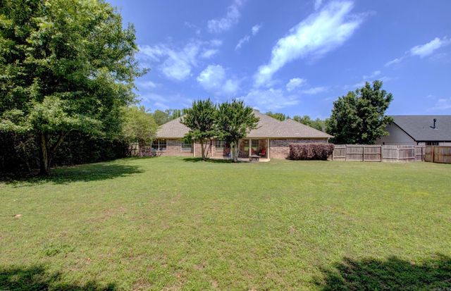 1705 N Lincoln, Cabot, AR 72023