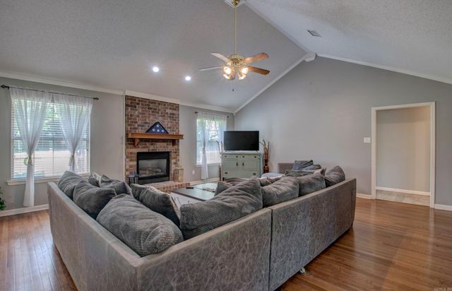 1705 N Lincoln, Cabot, AR 72023