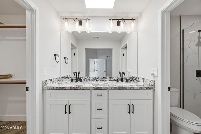 17229 N ZUNI Trail, Surprise, AZ 85374