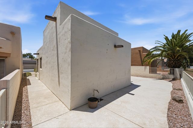 17229 N ZUNI Trail, Surprise, AZ 85374