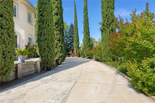 6136 E South Bear Creek, Merced, CA 95340
