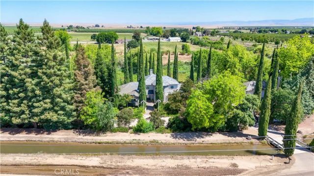 6136 E South Bear Creek, Merced, CA 95340