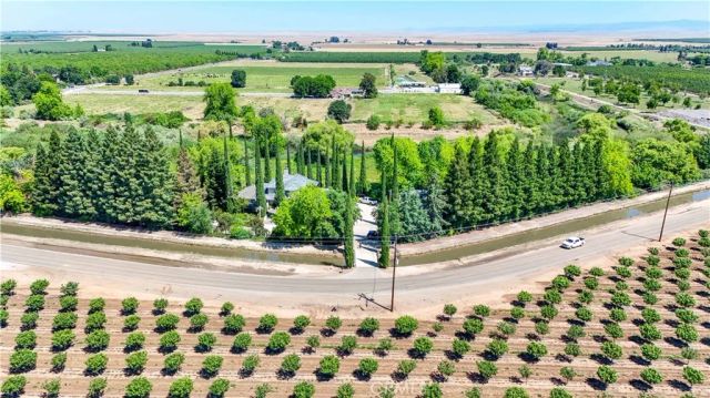 6136 E South Bear Creek, Merced, CA 95340
