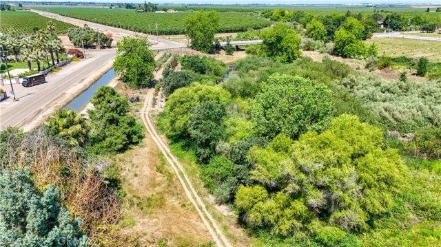 6136 E South Bear Creek, Merced, CA 95340
