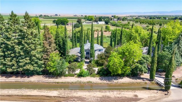 6136 E South Bear Creek, Merced, CA 95340