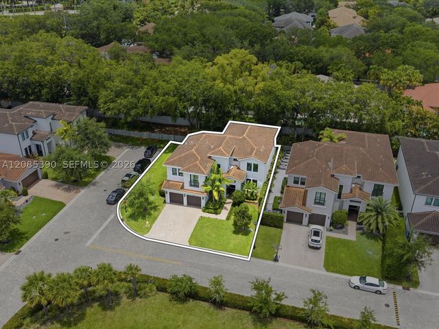 3439 N Brookfield Cir N 3439, Hollywood, FL 33312