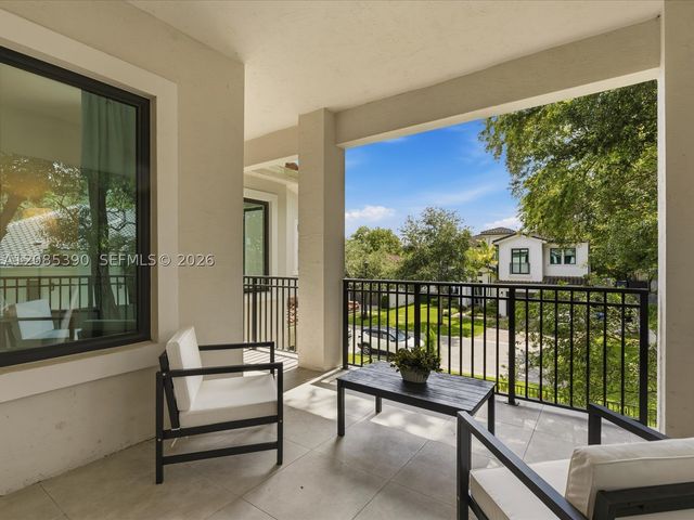 3439 N Brookfield Cir N 3439, Hollywood, FL 33312