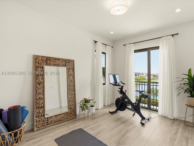 3439 N Brookfield Cir N 3439, Hollywood, FL 33312