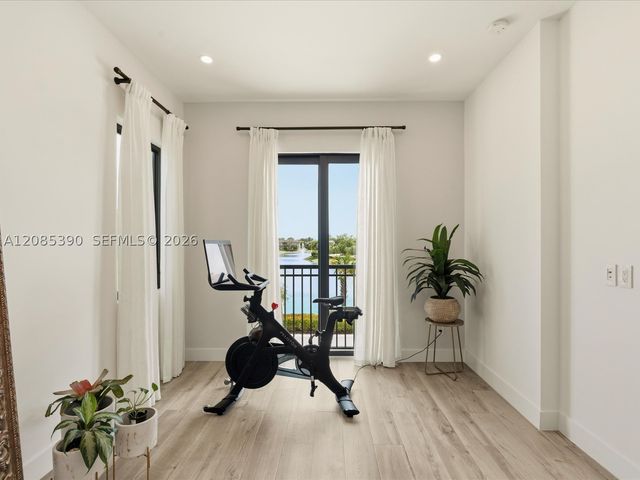 3439 N Brookfield Cir N 3439, Hollywood, FL 33312