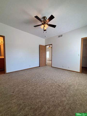 15110 Camden Avenue, Omaha, NE 68116