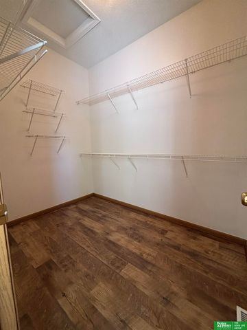 15110 Camden Avenue, Omaha, NE 68116