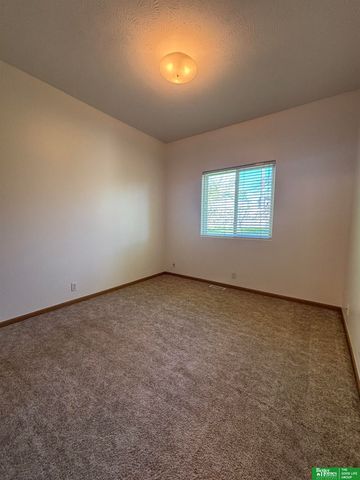 15110 Camden Avenue, Omaha, NE 68116