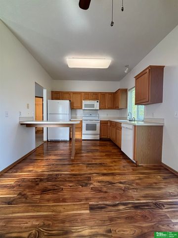 15110 Camden Avenue, Omaha, NE 68116