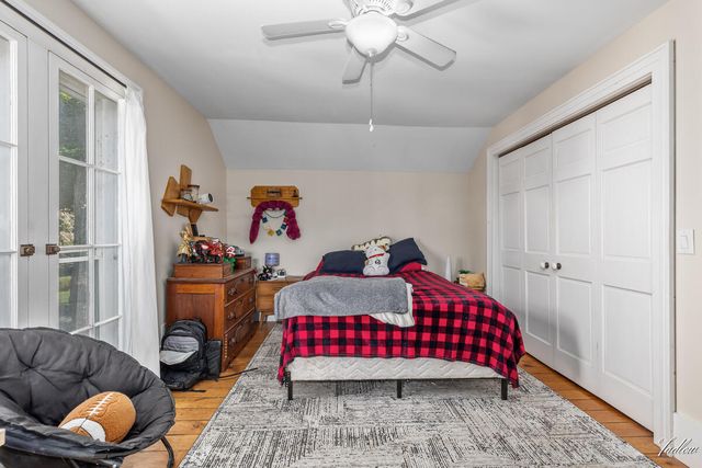 34 S Spring Street, Douglas, MI 49406