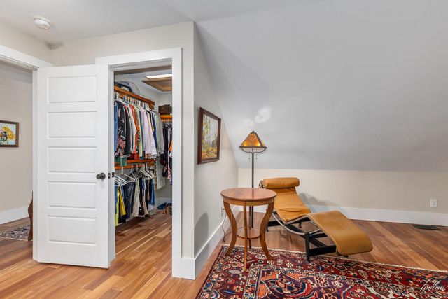34 S Spring Street, Douglas, MI 49406