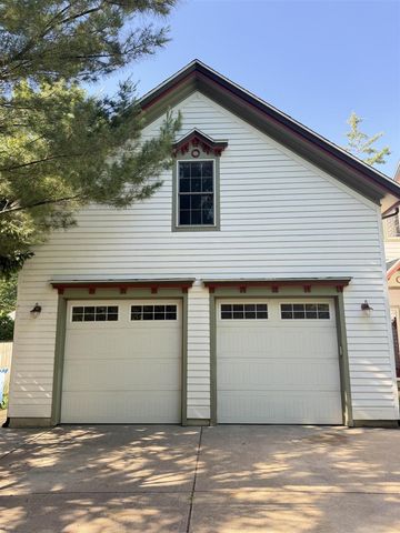 34 S Spring Street, Douglas, MI 49406
