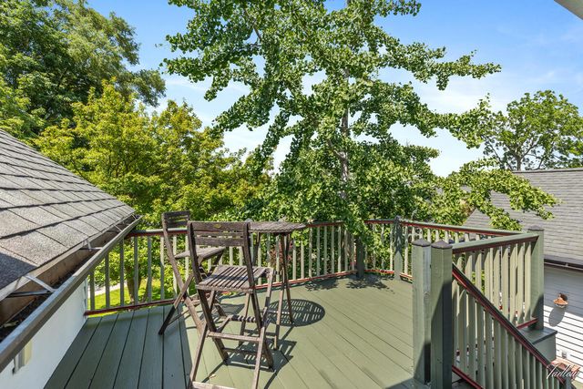34 S Spring Street, Douglas, MI 49406
