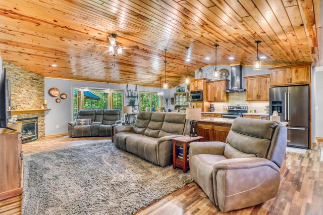 37895 SW Height Of Land Drive, Rochert, MN 56578