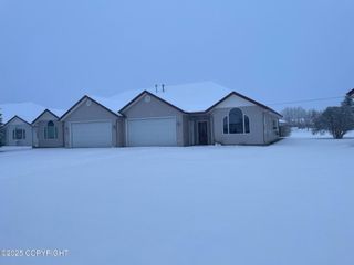 1730 S Heritage Circle, #15B, Palmer, AK 99645