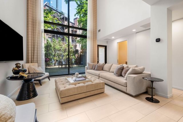 109 Chandler St 1, Boston, MA 02116